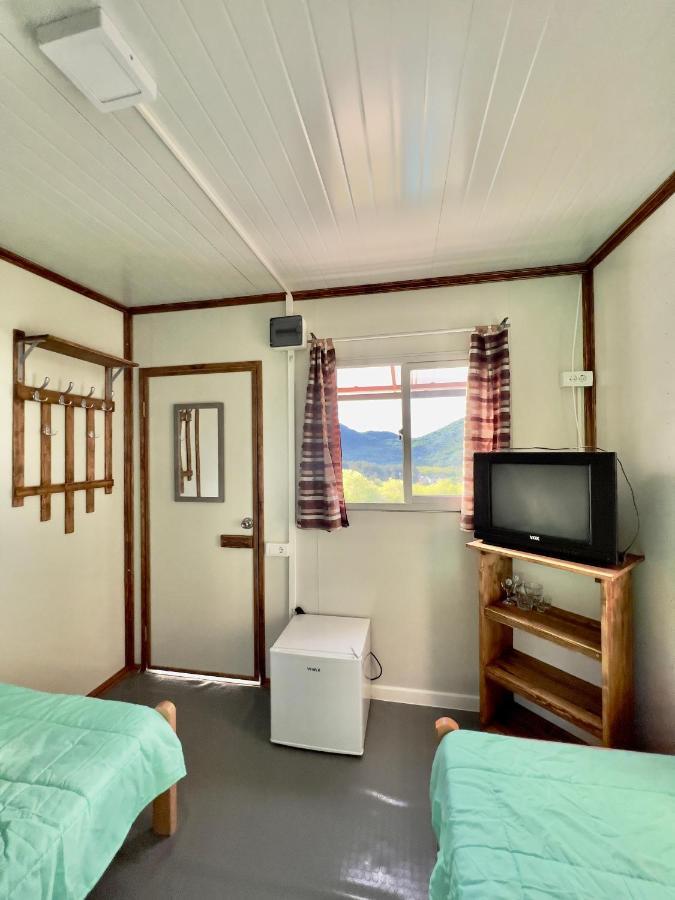 Njegusi Glamping Lovcen 빌라 외부 사진